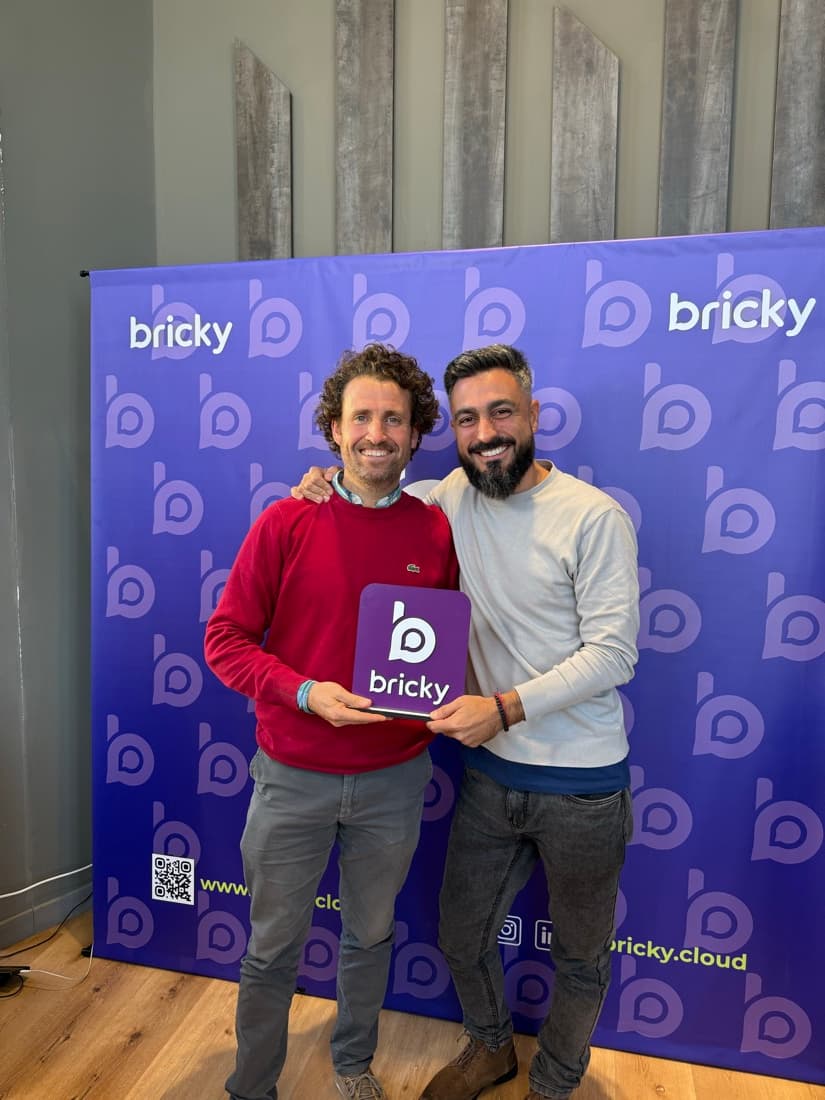 El equipo de Bricky con Edisur